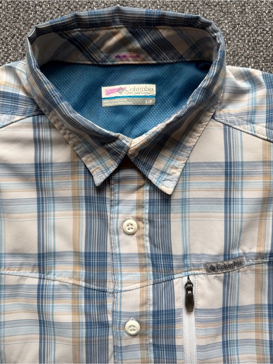 Columbia Other - Columbia Beige and Blue Plaid Short-Sleeve Button-Down Shirt